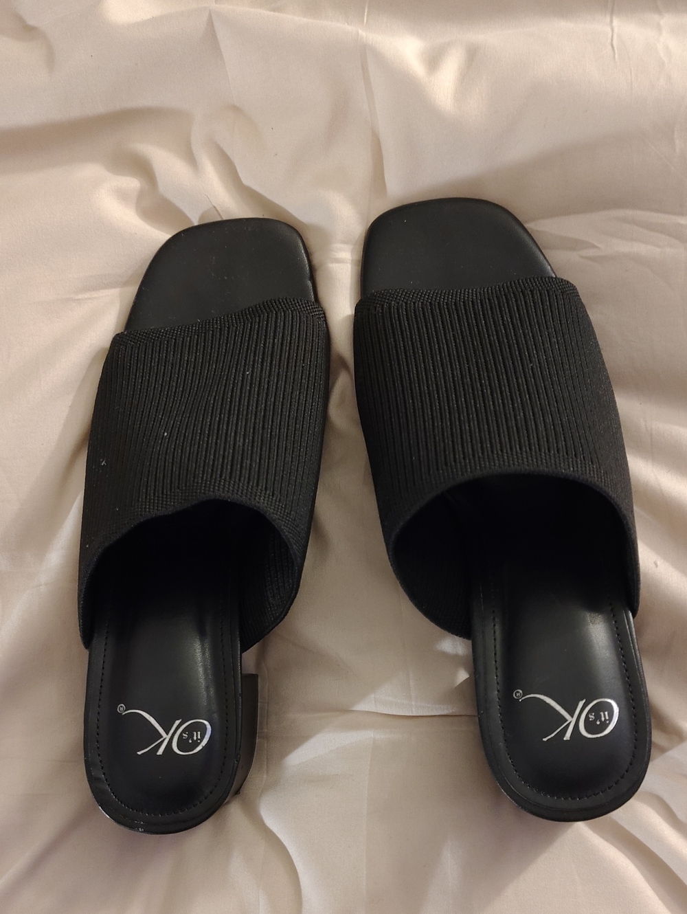 Black Ribbed Slide Sandals for Women